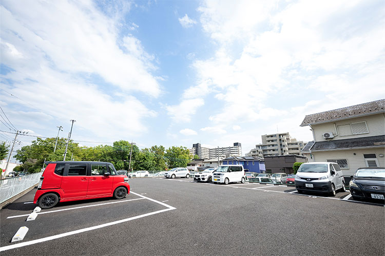 第1パーク南成瀬（クリニックより徒歩3分）※7・11・15・17・18をご利用ください。