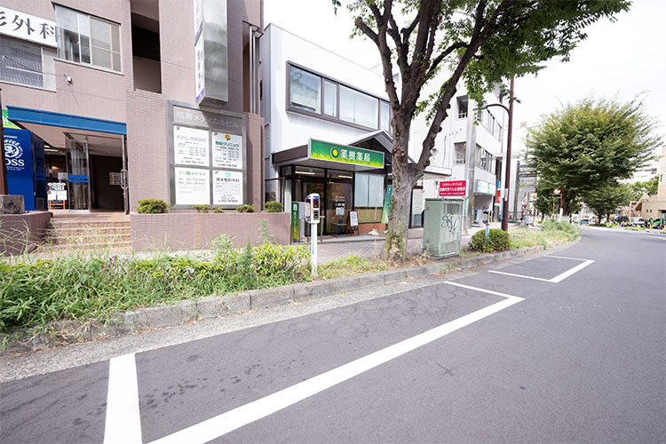 パーキングメーター（クリニック前）※1時間までは医療機関が負担します。